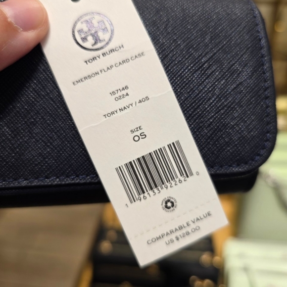 NWT!!! TORYBURCH EMERSON FLAP CARD CASE (NAVY) - Picture 4 of 4